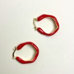 Kırmızı Asimetrik Halka Küpe