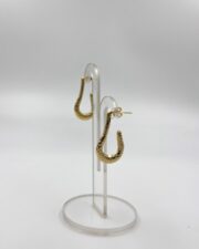 Dokulu Kanca Küpe - Gold - Görsel 2