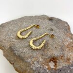 Dokulu Kanca Küpe - Gold